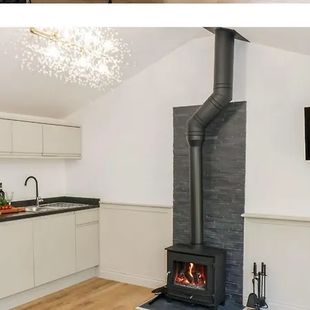 Alum House Littlebeck, Whitby - Roe Deer *