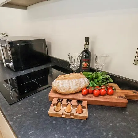 Alum House Littlebeck, Whitby - Roe Deer