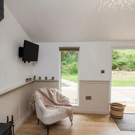 Alum House Littlebeck, Whitby - Roe Deer * Sleights